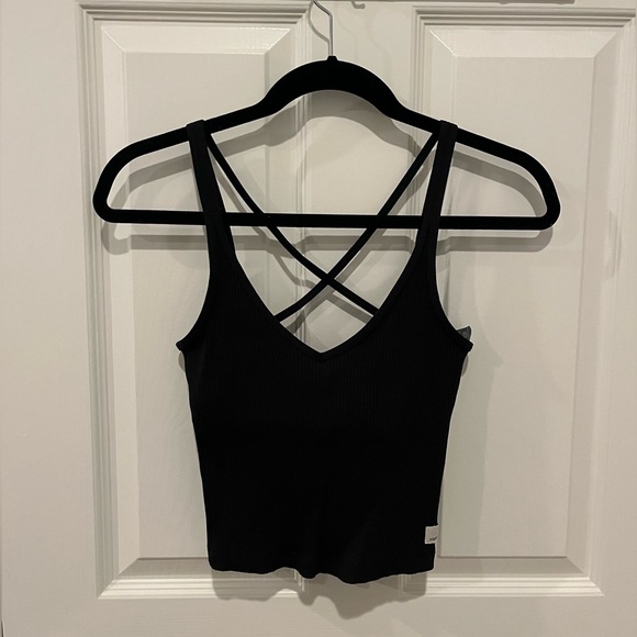 Vuori Rib Crop Tank - Picture 3 of 4